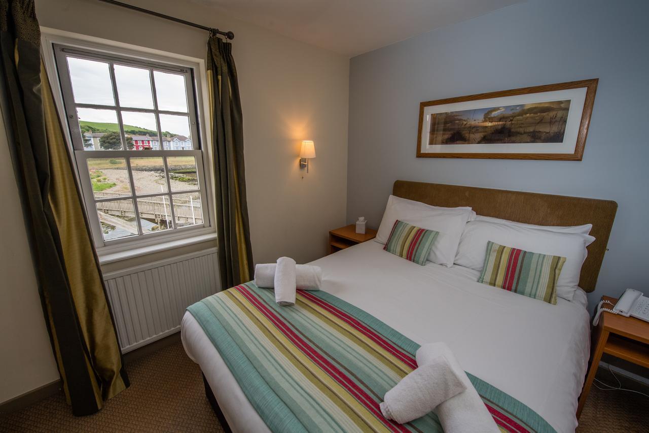 Hotel Monachty Aberaeron Exterior foto