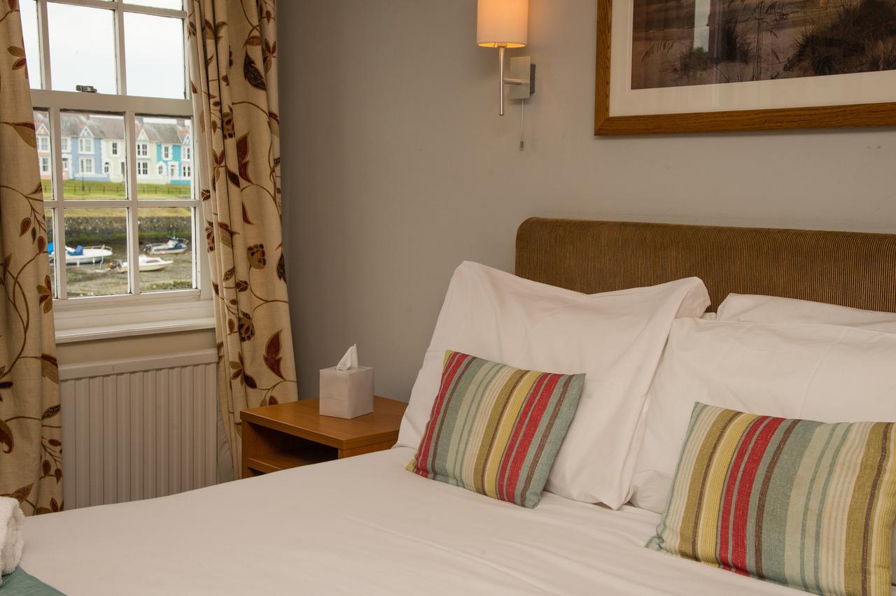 Hotel Monachty Aberaeron Exterior foto