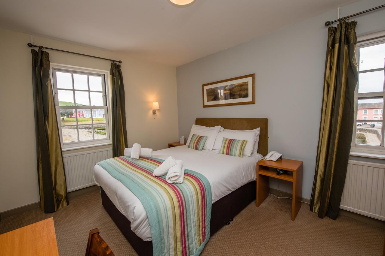 Hotel Monachty Aberaeron Exterior foto