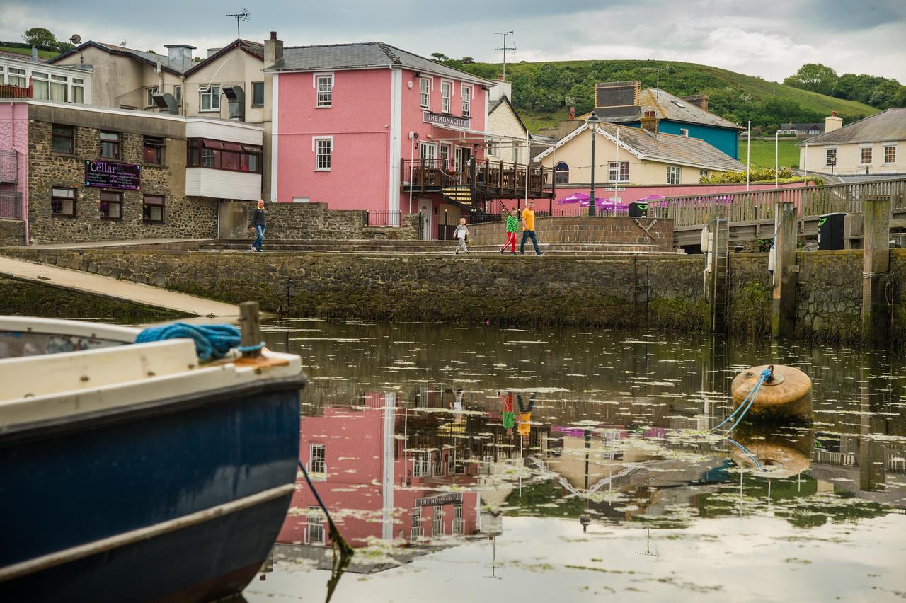 Hotel Monachty Aberaeron Exterior foto