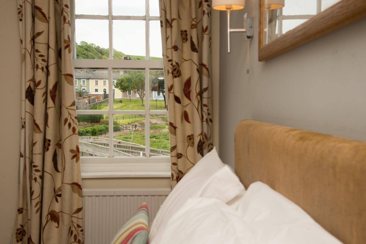 Hotel Monachty Aberaeron Exterior foto
